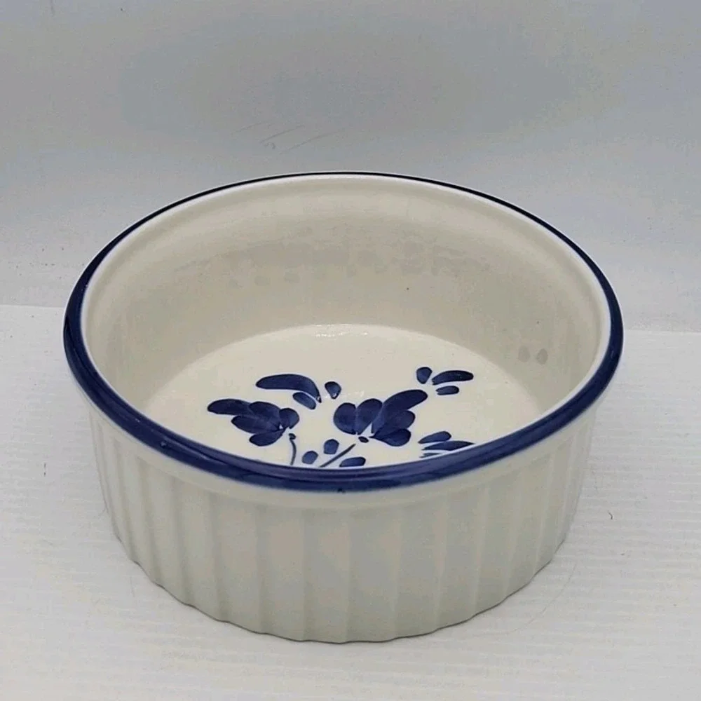 Viana Do Castelo Portugal Baking Casserole‎ Dish Bowl Hand Painted 7 1/2